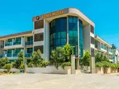 Lowe Hotel