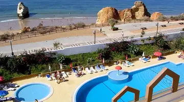Luar Hotel