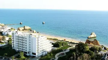 Luar Hotel