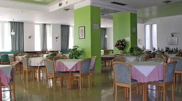 Luar Hotel