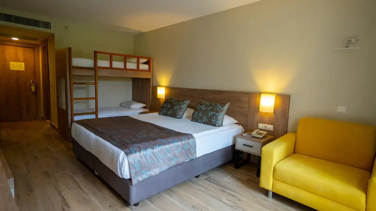 Lucida Beach Hotel