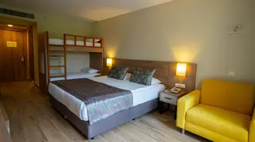 Lucida Beach Hotel