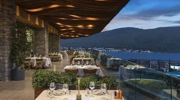 Lujo Art & Joy Hotel