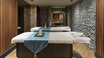 Lujo Art & Joy Hotel