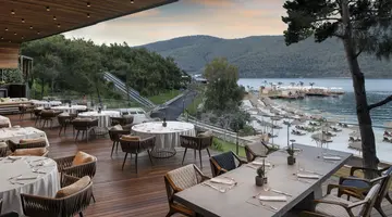 Lujo Art & Joy Hotel