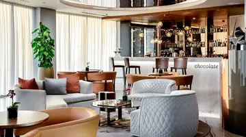 Lujo Hotel