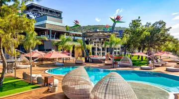 Lujo Hotel