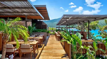 Lujo Hotel