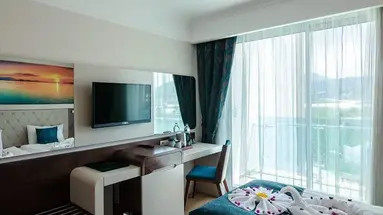 Lumos Deluxe Resort & Spa