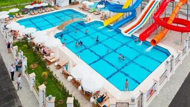 Lumos Deluxe Resort & Spa