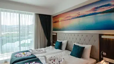 Lumos Deluxe Resort & Spa