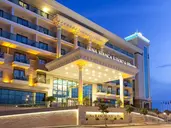 Luna Blanca Resort & Spa