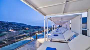 LUNA HOLIDAY COMPLEX