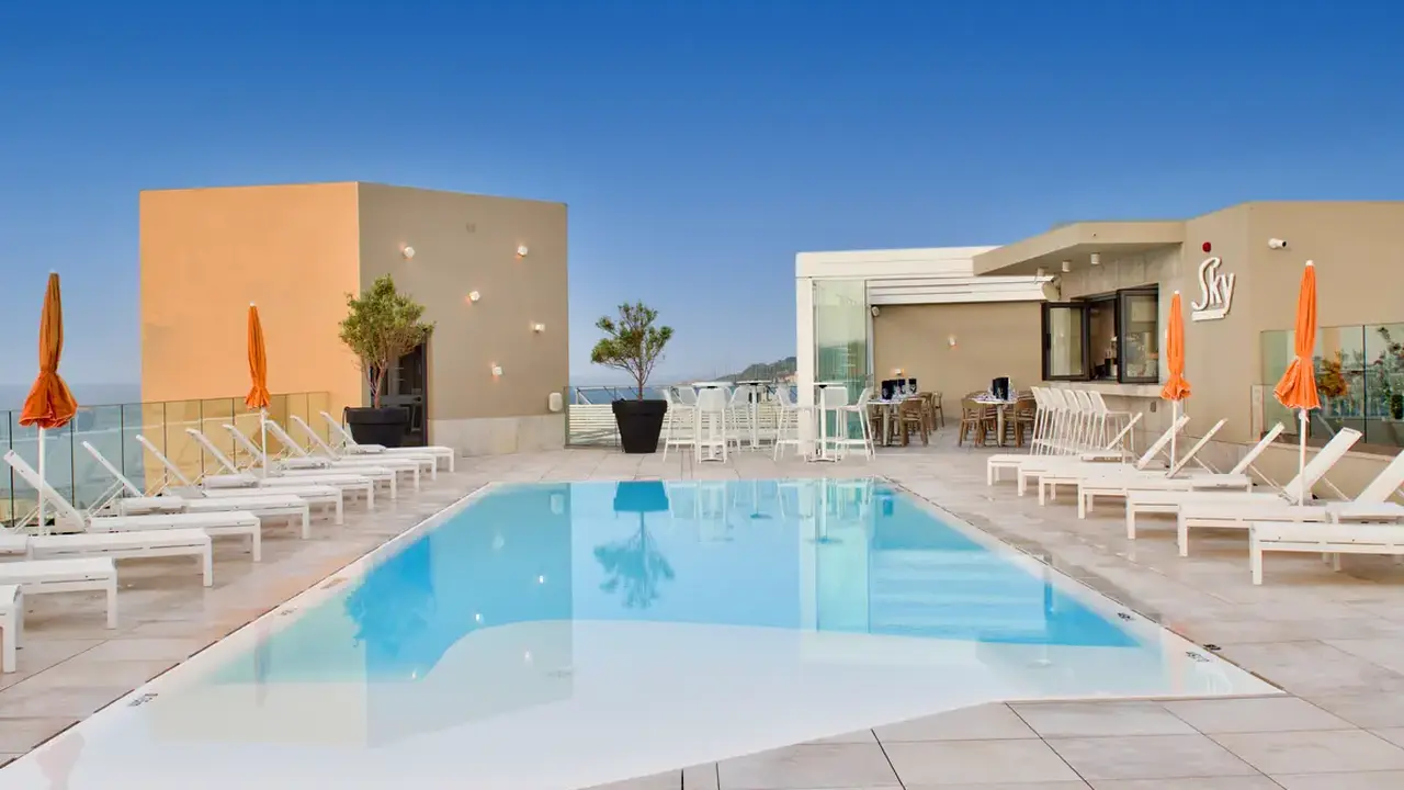 Luna Holiday Complex