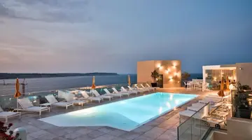 LUNA HOLIDAY COMPLEX