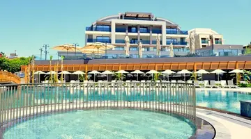 Luna Vista Hotel