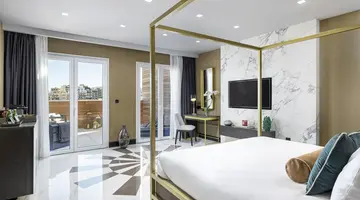 Lure Hotel & SPA