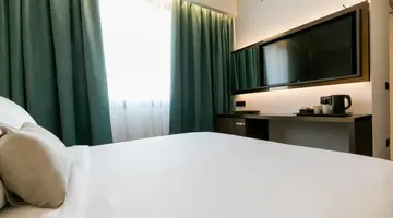 Luwian Hotel