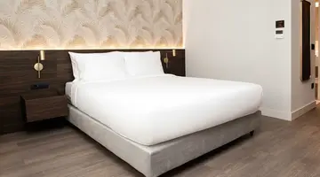 Luwian Hotel