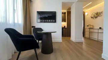 Luwian Hotel