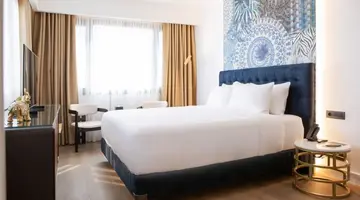 Luwian Hotel