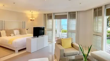 LUX* BELLE MARE
