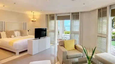 LUX* BELLE MARE