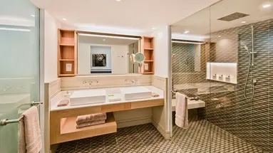 LUX Grand Gaube 5