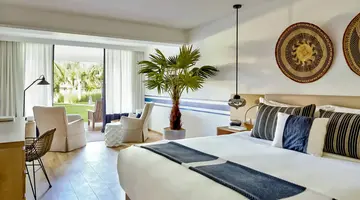 LUX Grand Gaube