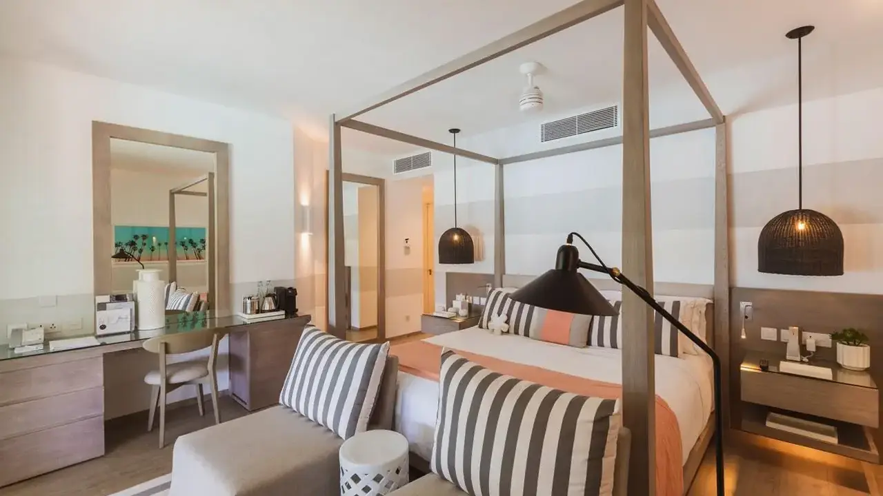 LUX Grand Gaube
