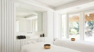 LUX Grand Gaube