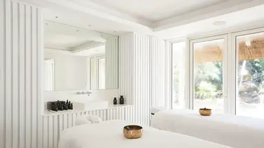 LUX Grand Gaube
