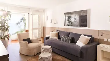 LUX Grand Gaube