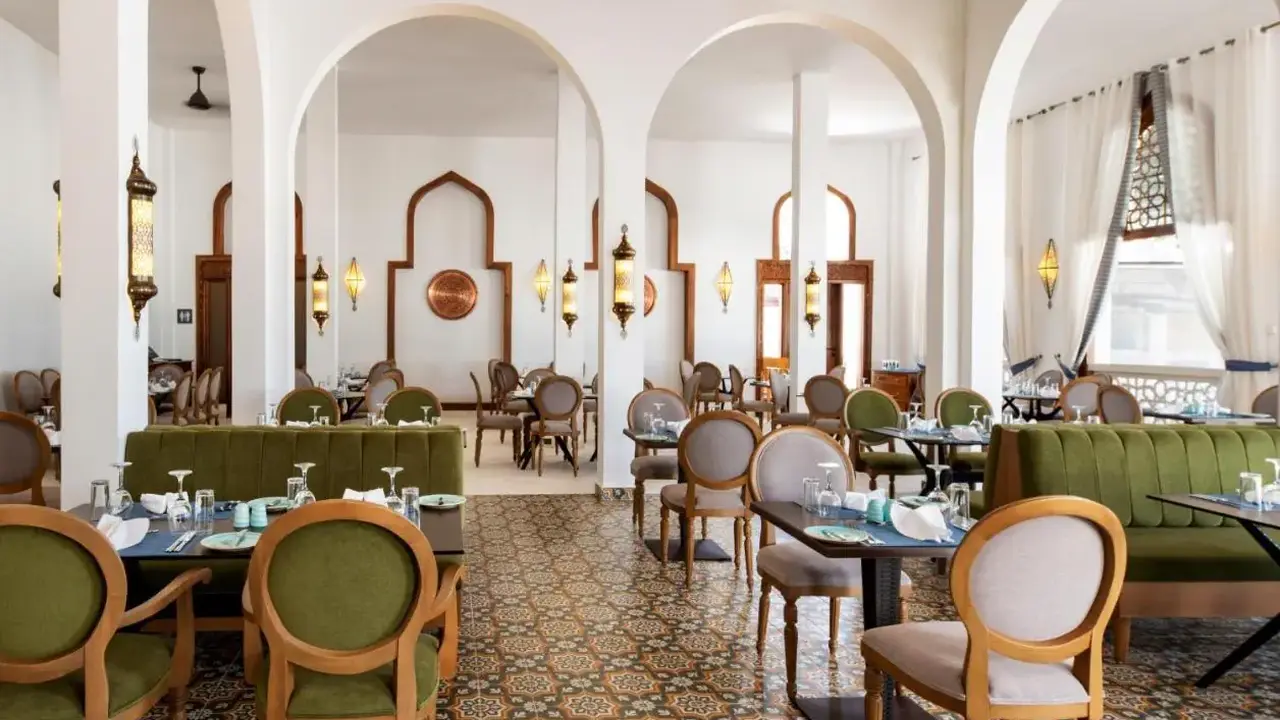 LUX MARIJANI ZANZIBAR