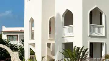 LUX MARIJANI ZANZIBAR