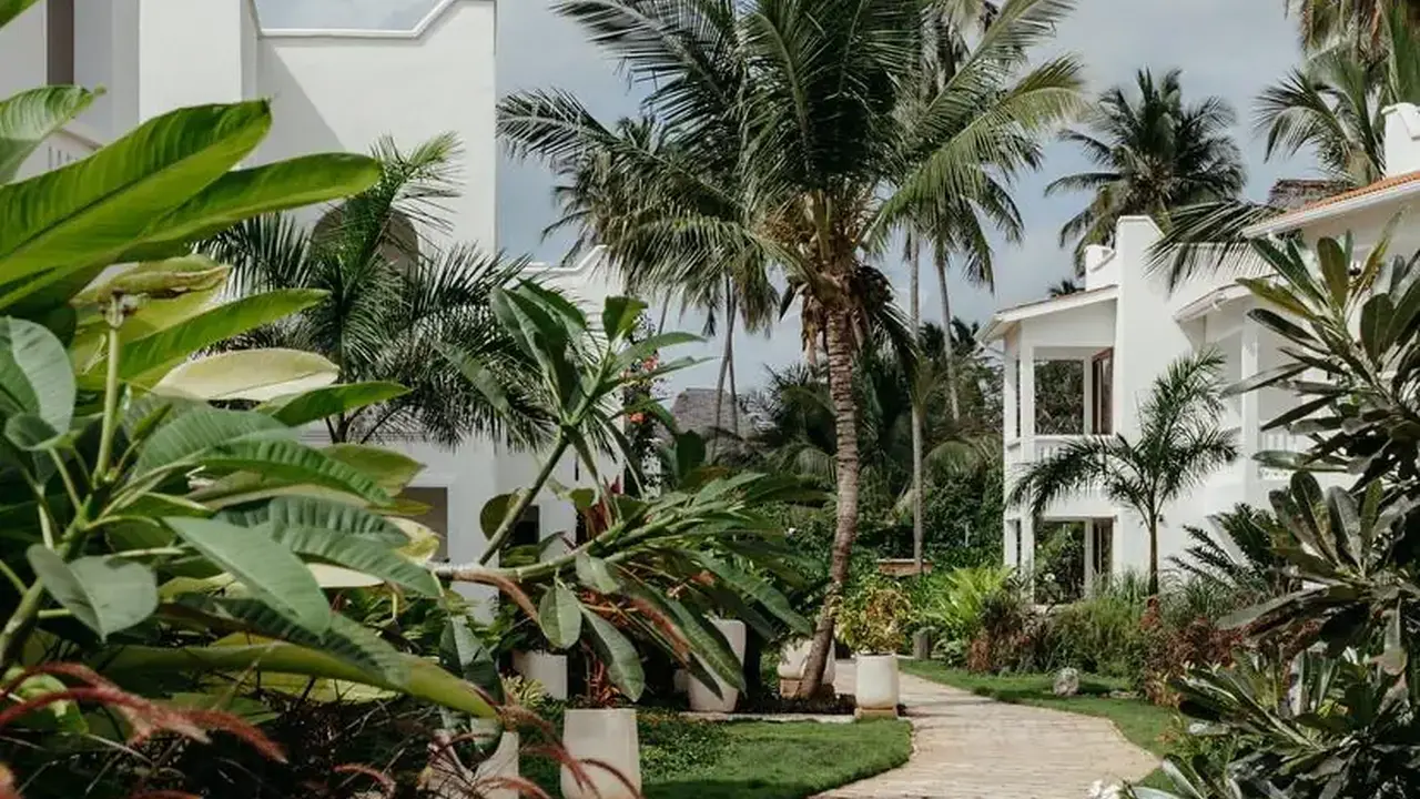 LUX MARIJANI ZANZIBAR