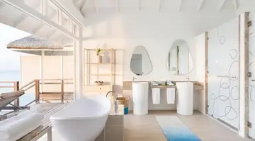 LUX South Ari Atoll 5