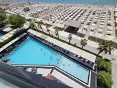 Luxury Premium Finese