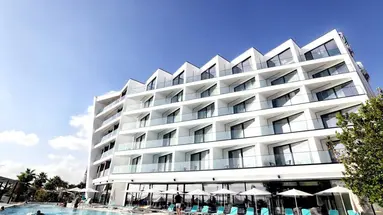 Luxury Premium Finese