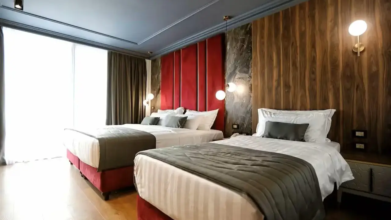 Luxury Premium Finese