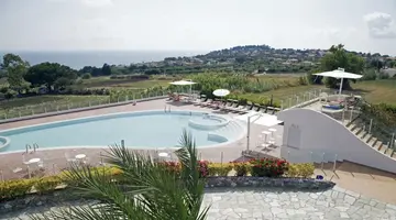 LUZIA AGRIRESORT