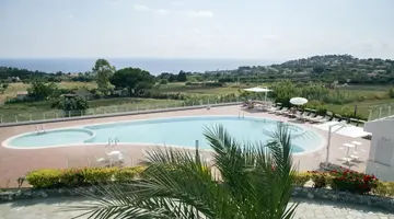 LUZIA AGRIRESORT