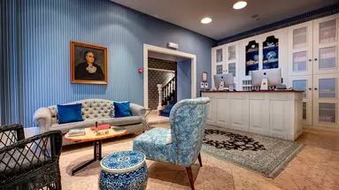 Lx Boutique Hotel