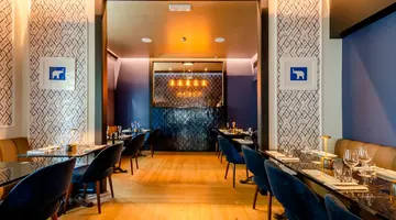 Lx Boutique Hotel