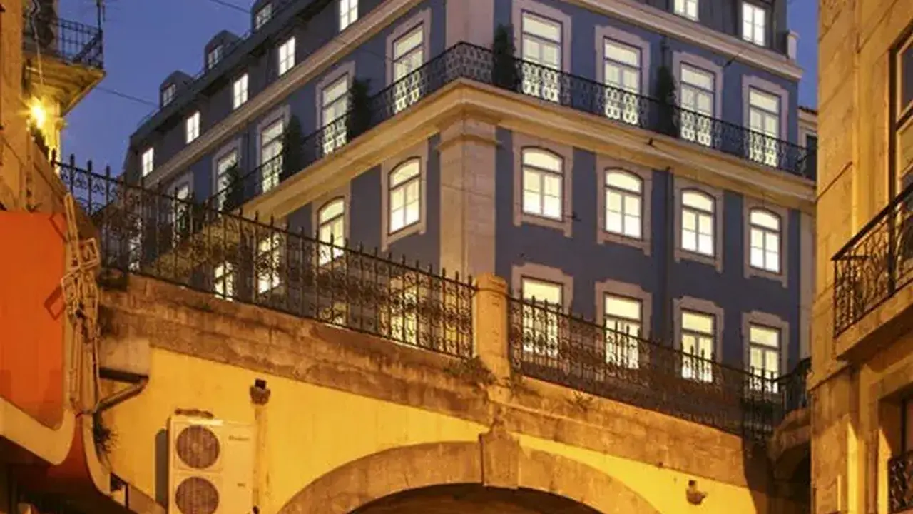 Lx Boutique Hotel