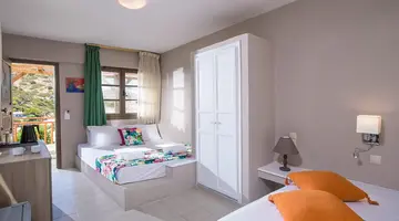 Lygaria Beach