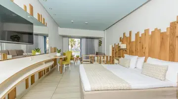 Lyttos Beach