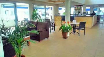 M Boutique Hotel (Adults Only)