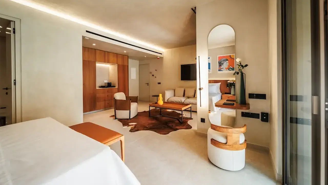 M Boutique Hotel - Designed for Adults