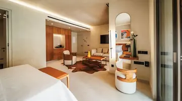 M Boutique Hotel - Designed for Adults